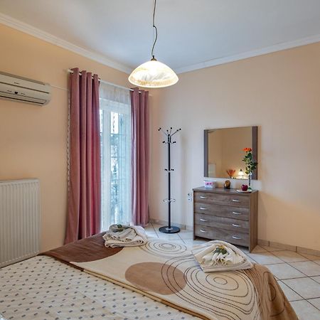 House Of Velenia - 2 Bedroom Apartment Near Old Town, Airport And Bus Station Corfu  Eksteriør billede