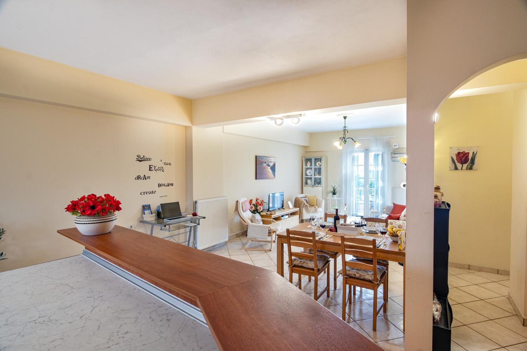 House Of Velenia - 2 Bedroom Apartment Near Old Town, Airport And Bus Station Corfu  Eksteriør billede