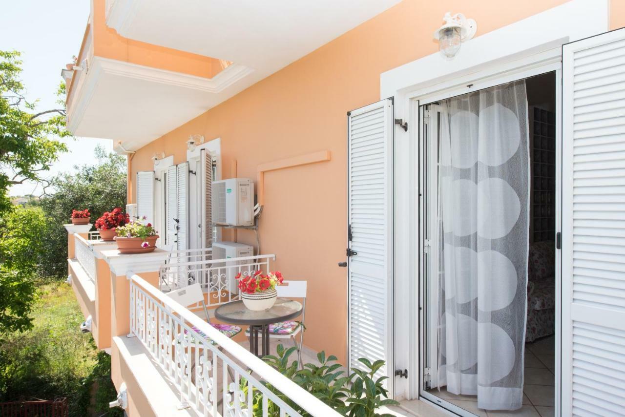 House Of Velenia - 2 Bedroom Apartment Near Old Town, Airport And Bus Station Corfu  Eksteriør billede