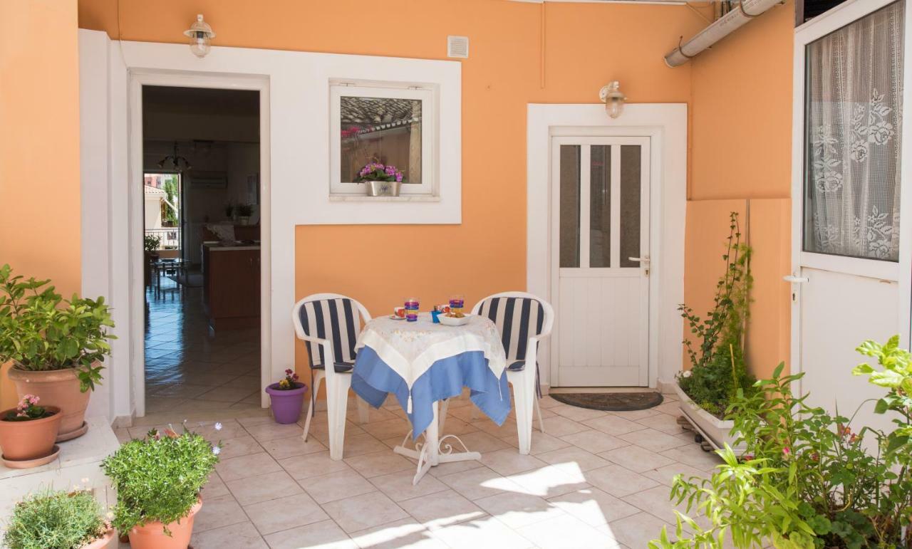 House Of Velenia - 2 Bedroom Apartment Near Old Town, Airport And Bus Station Corfu  Eksteriør billede